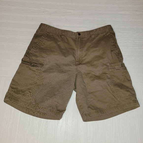 Columbia Other - Columbia Army Green Mens Cargo Shorts Size- 38 Waist Length 19 in